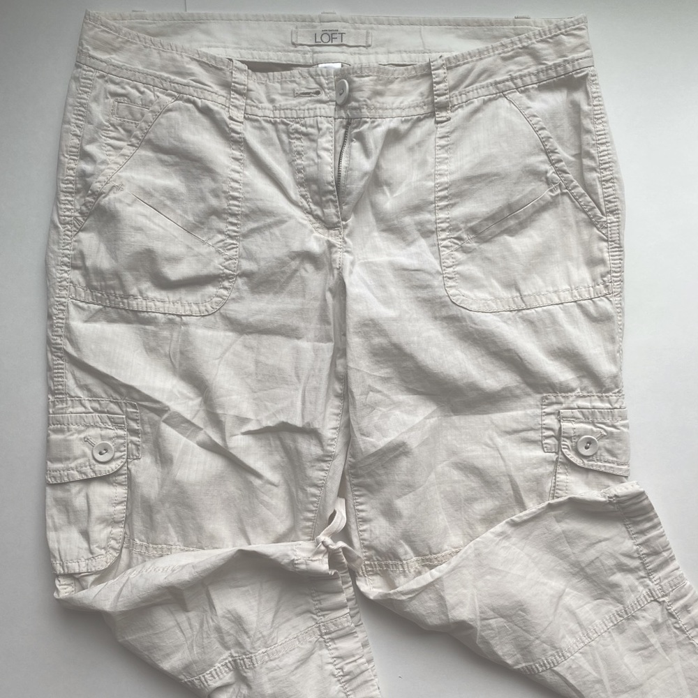 Ann Taylor LOFT Cream Cargo Pant Capris